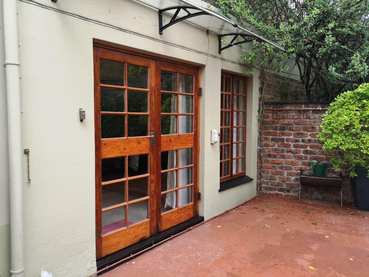Garden Flat Apartment East London Bilik gambar